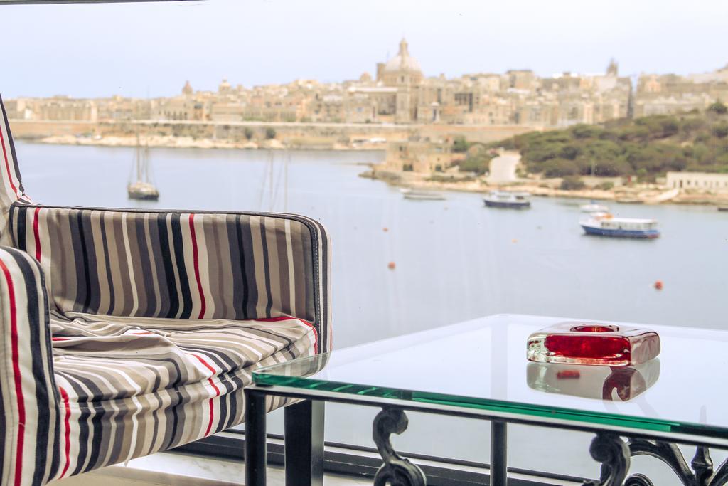 Strand Mansions Sliema Exterior photo